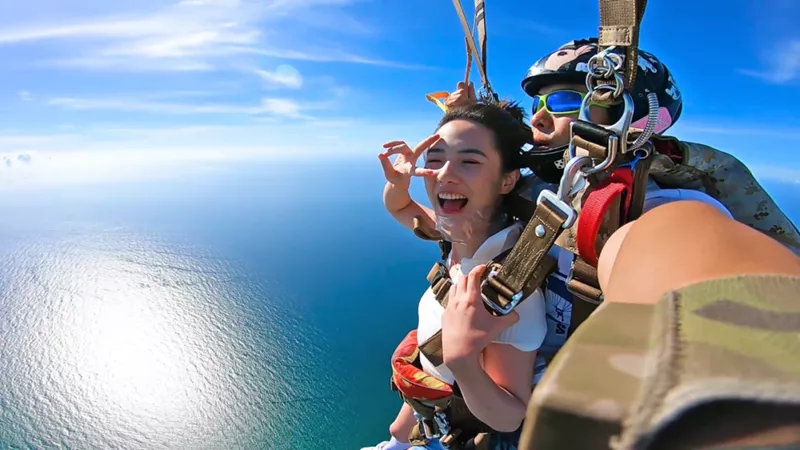 來海南跳傘，鳥瞰絕美風光